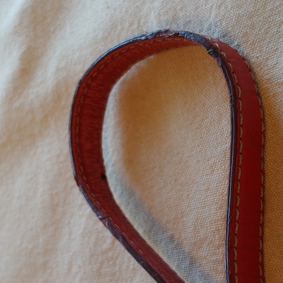 Vintage Kate Spade Red Leather Crossbody Camera Bag with Front Flap - Picture 15 of 16